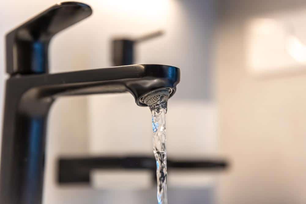 black tap macro water flow